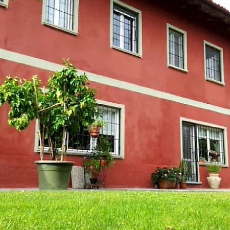 Casa Rossa Monferrato *